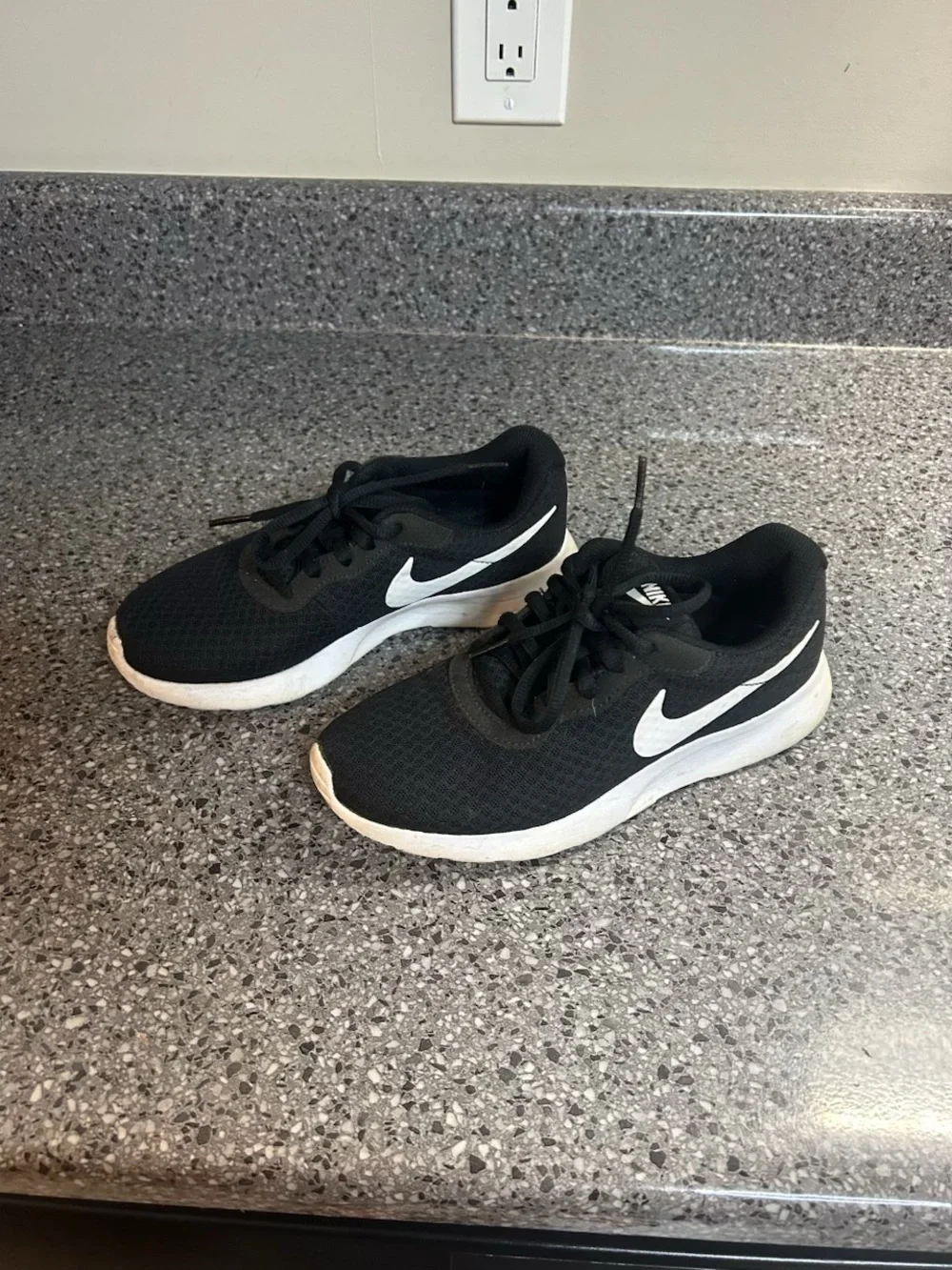 Nike Black and White Women's Low-Top Sneakers